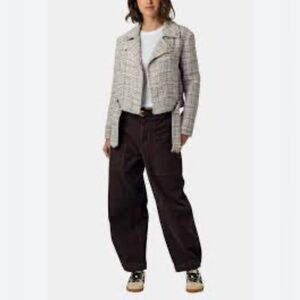 NWT. Sundays
Cropeley Jacket
Regular Price
$308.00 SIZE SMALL